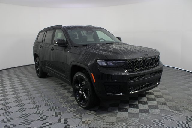 New 2025 Jeep Grand Cherokee L Altitude image 27