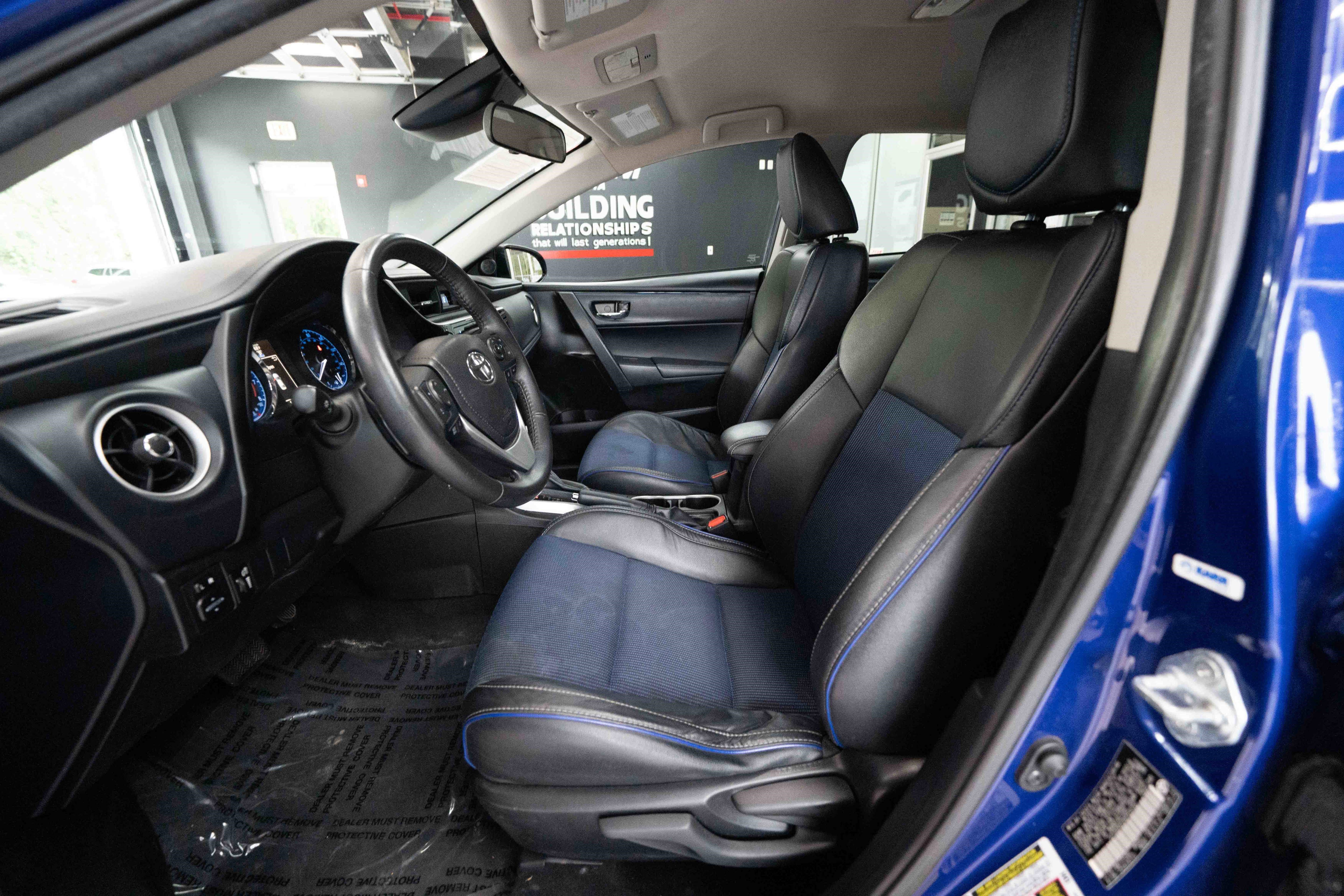 Used 2017 Toyota Corolla SE FWD image 9