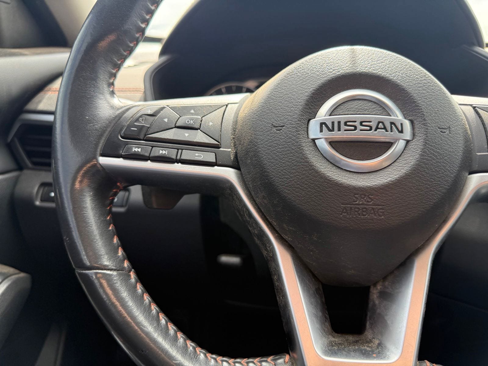 Used 2022 Nissan Altima 2.5 SR FWD image 15