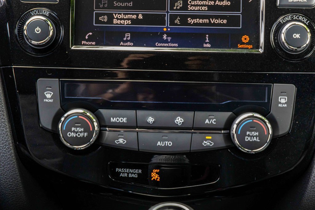 Certified 2022 Nissan Rogue Sport SV image 12