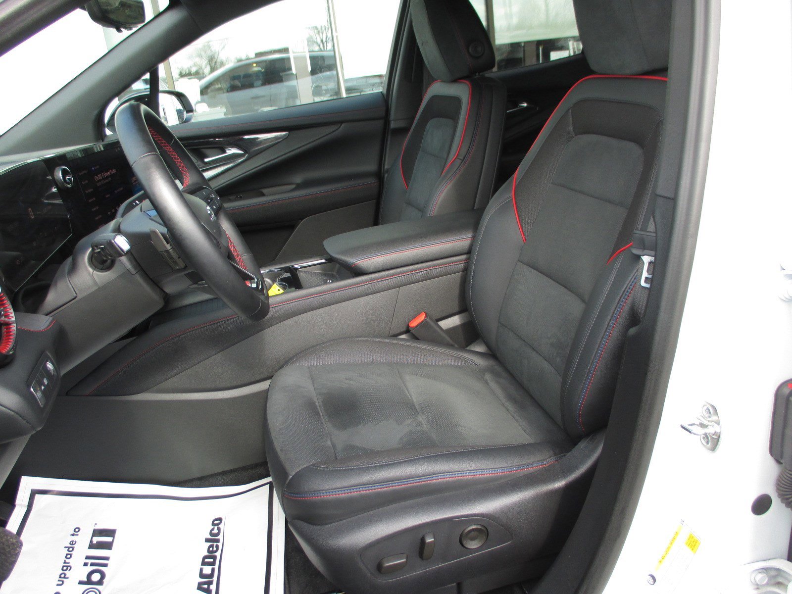 Used 2024 Chevrolet Blazer EV RS image 17