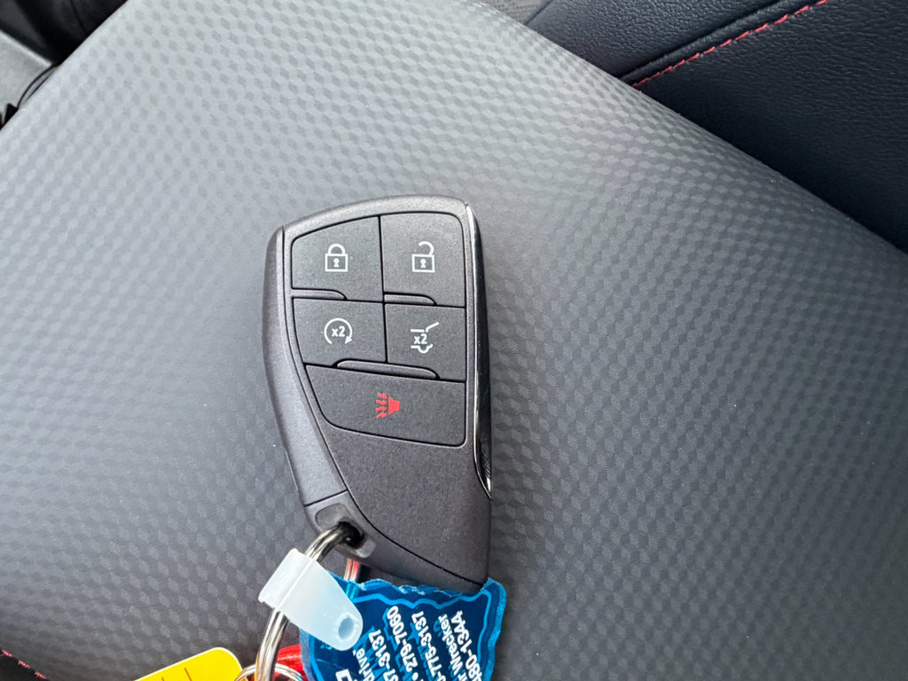 New 2026 Chevrolet Equinox RS w/ Convenience Package III FWD image 9