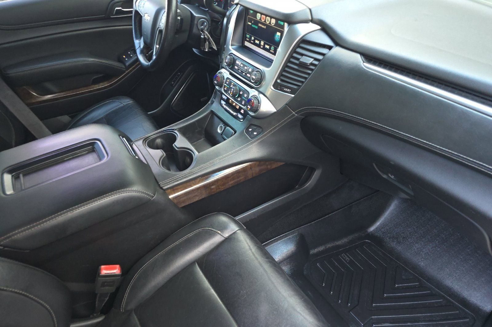 Used 2017 Chevrolet Tahoe LT image 19