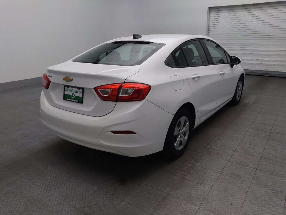 Used 2017 Chevrolet Cruze LS FWD image 9