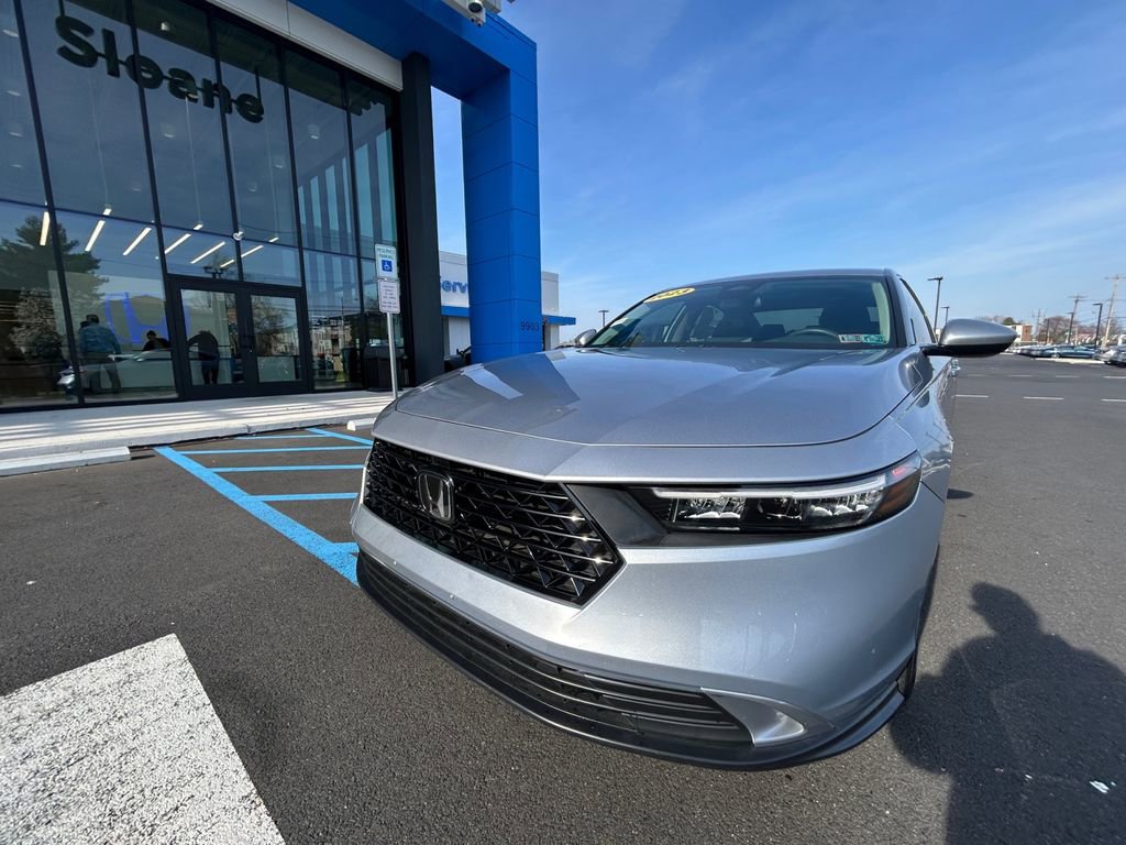 Used 2023 Honda Accord EX image 30