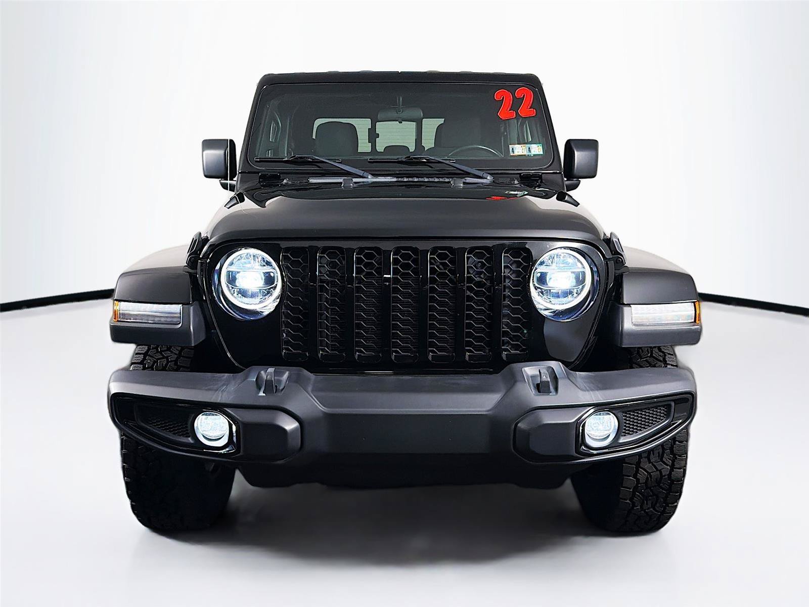 Used 2022 Jeep Gladiator Sport AWD/4WD image 2