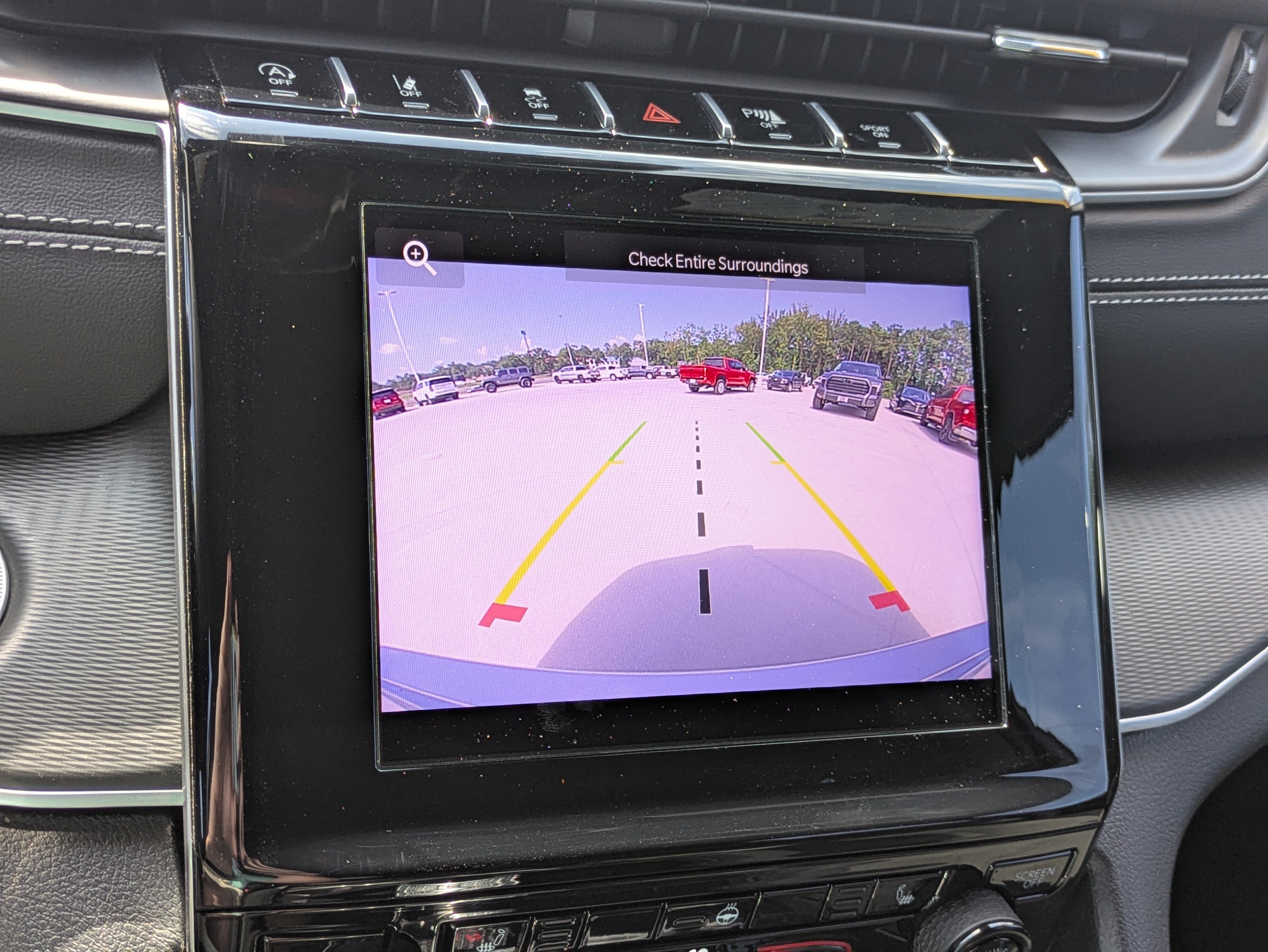 Certified 2025 Jeep Grand Cherokee Altitude RWD image 22