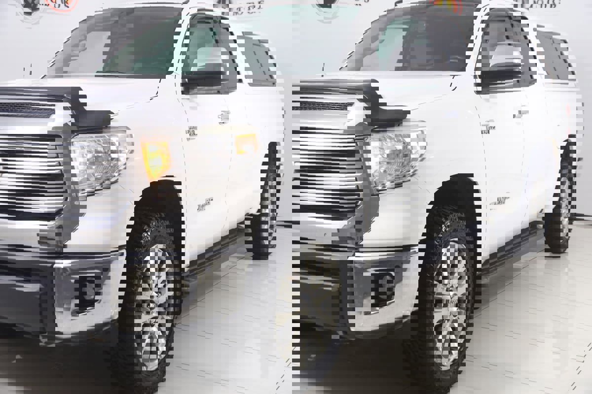 Used 2014 Toyota Tundra Limited w/ Limited Premium Package image 50