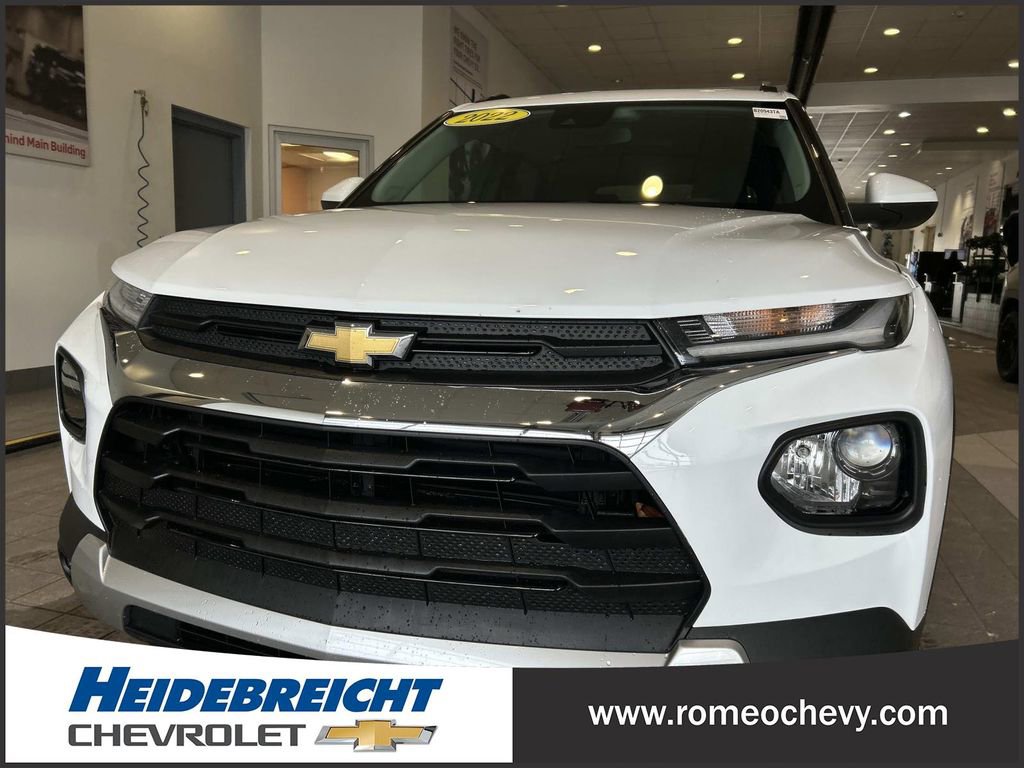 Certified 2022 Chevrolet TrailBlazer LT w/ Driver Confidence Package image 33