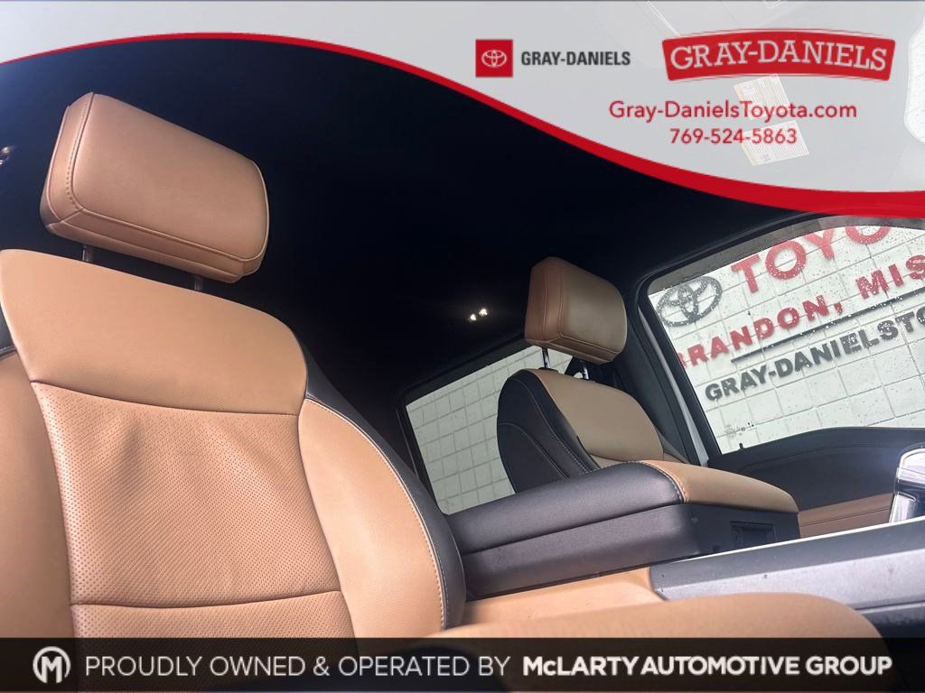 Used 2022 Ford F150 Lariat w/ Trailer Tow Package image 26