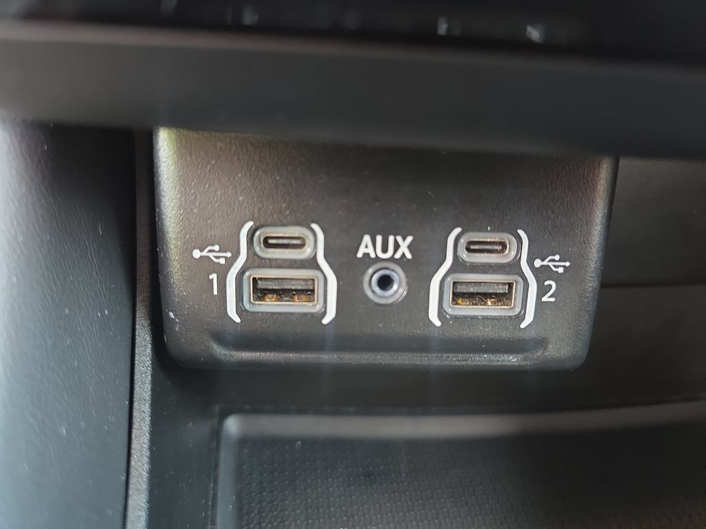 Used 2025 Dodge Durango GT AWD/4WD image 22