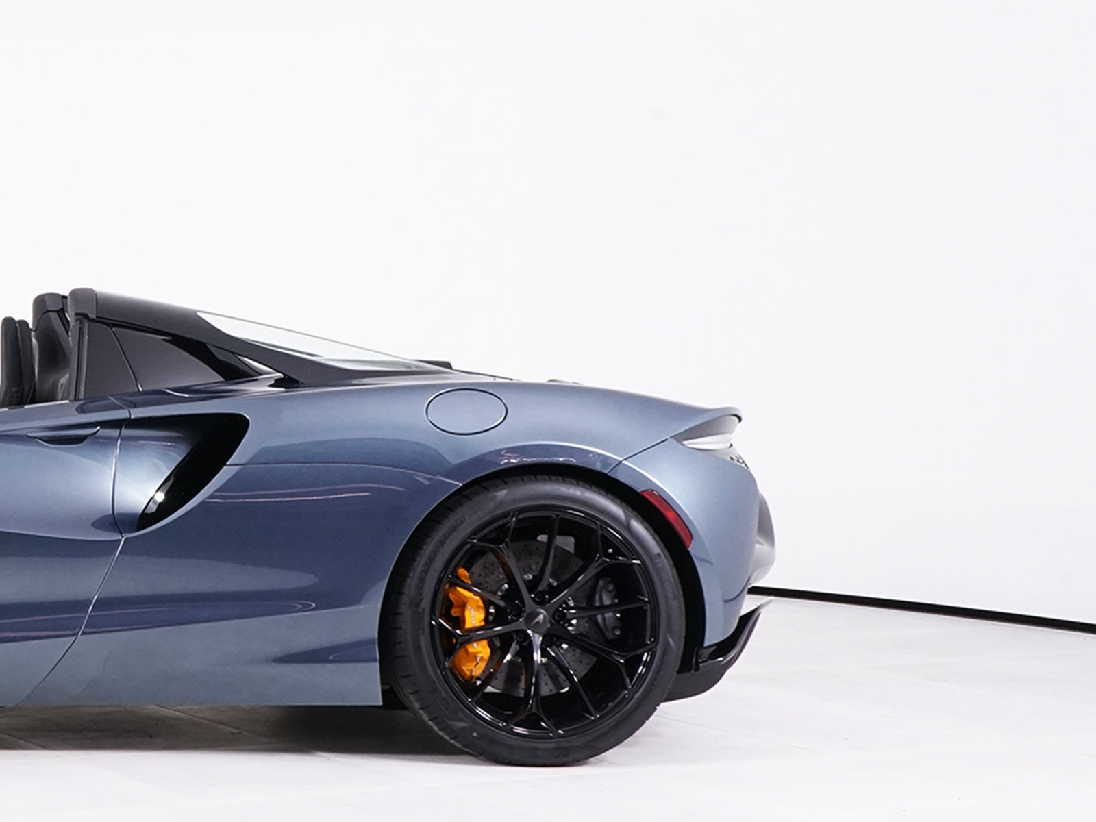 New 2026 McLaren Artura Spider RWD image 15