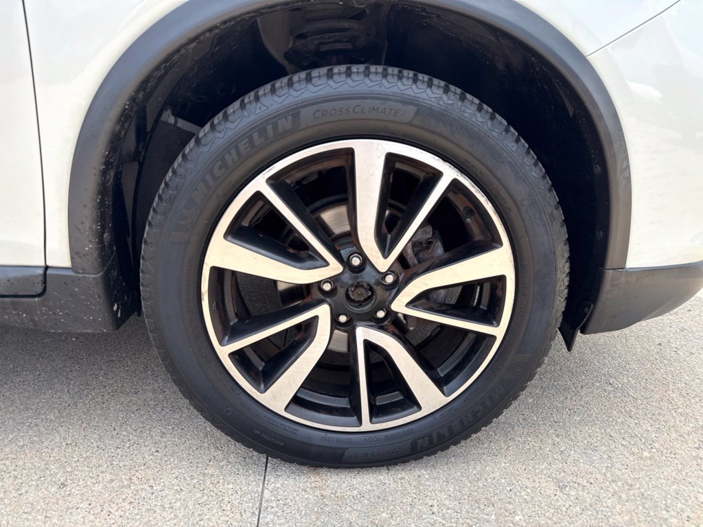 Used 2019 Nissan Rogue SL AWD/4WD image 50