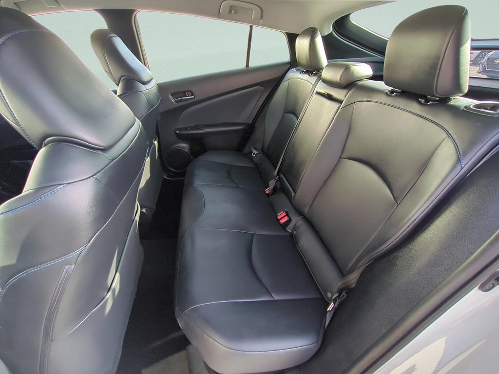 Used 2017 Toyota Prius Four Touring FWD image 10