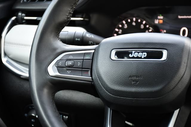 Used 2023 Jeep Compass Limited AWD/4WD image 23