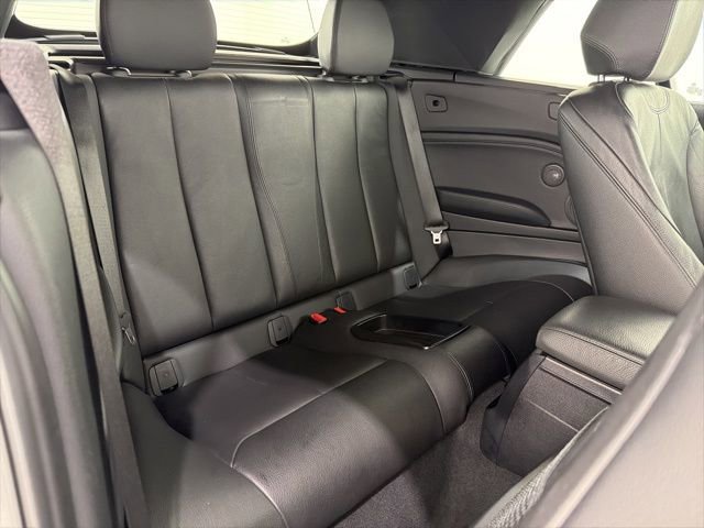 Used 2018 BMW 230i xDrive Convertible image 23