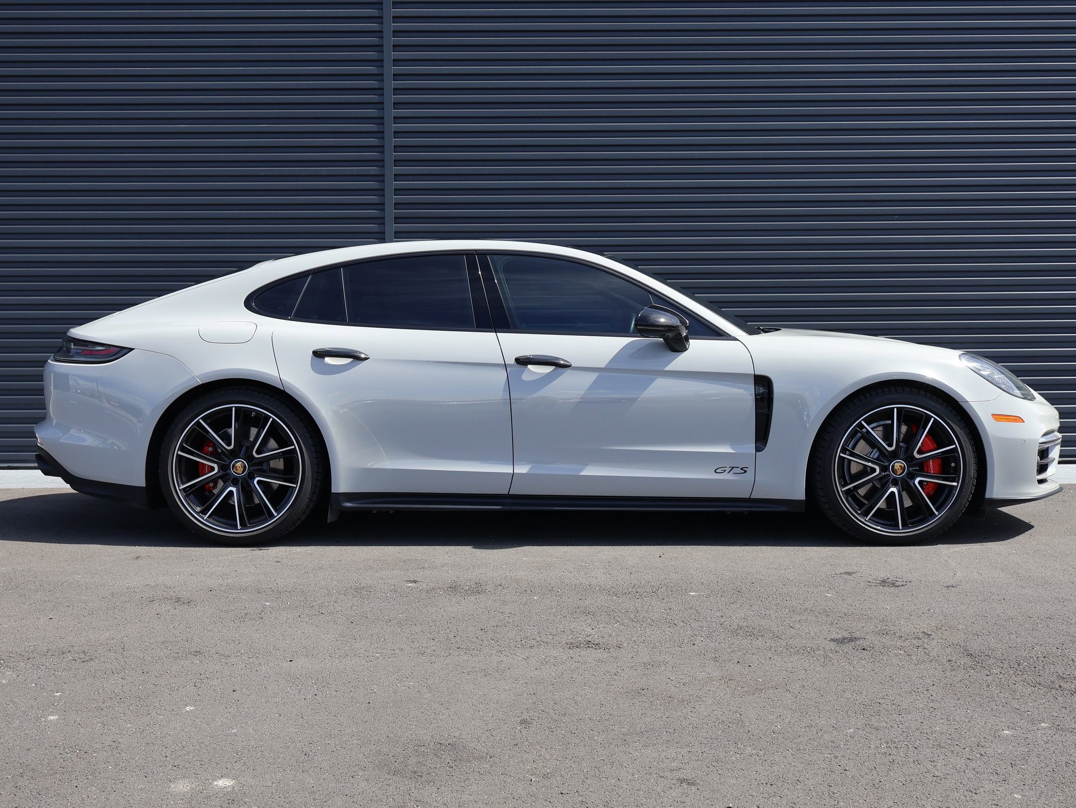 Certified 2023 Porsche Panamera GTS image 9
