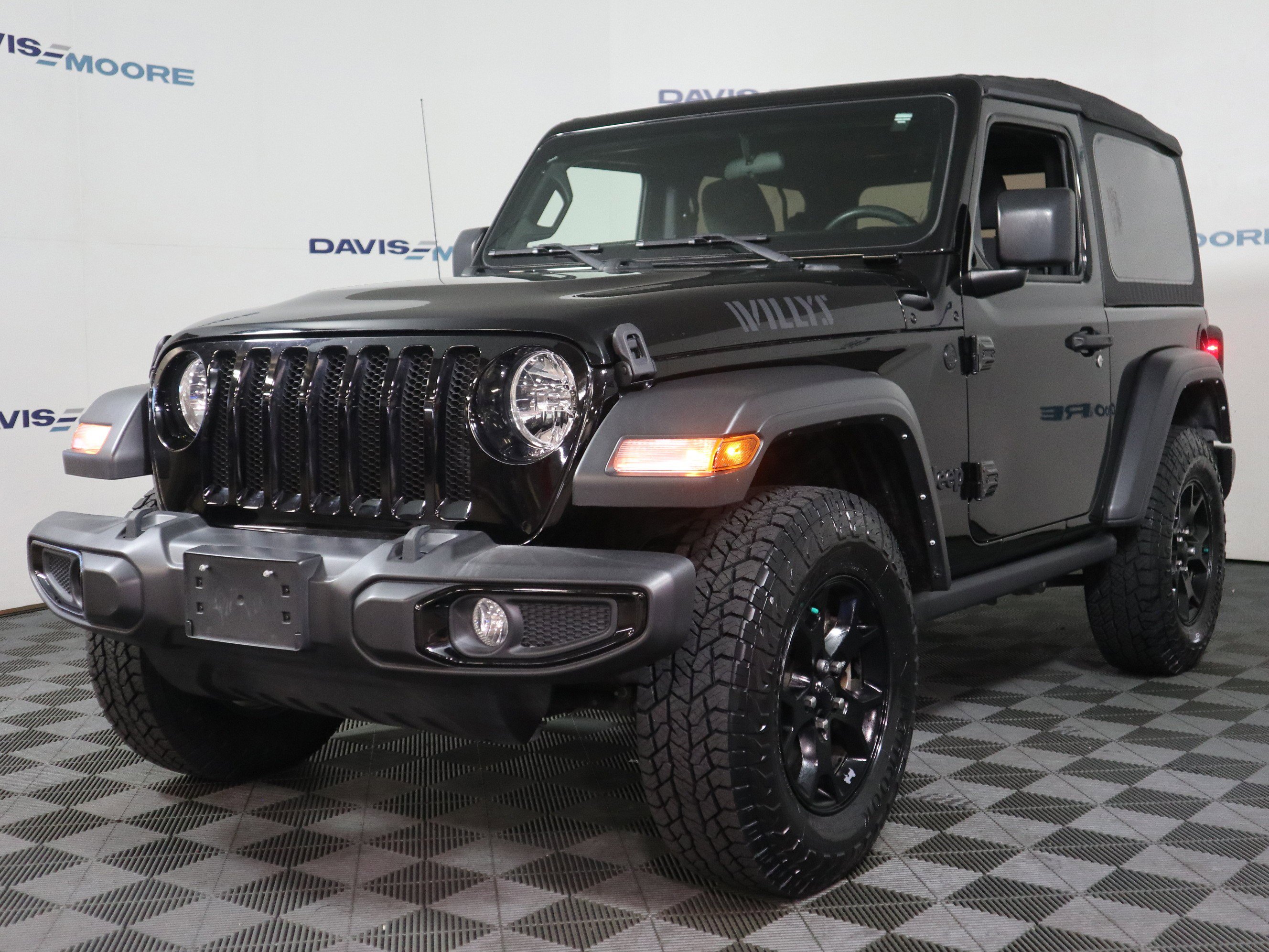 Used 2021 Jeep Wrangler Sport image 12