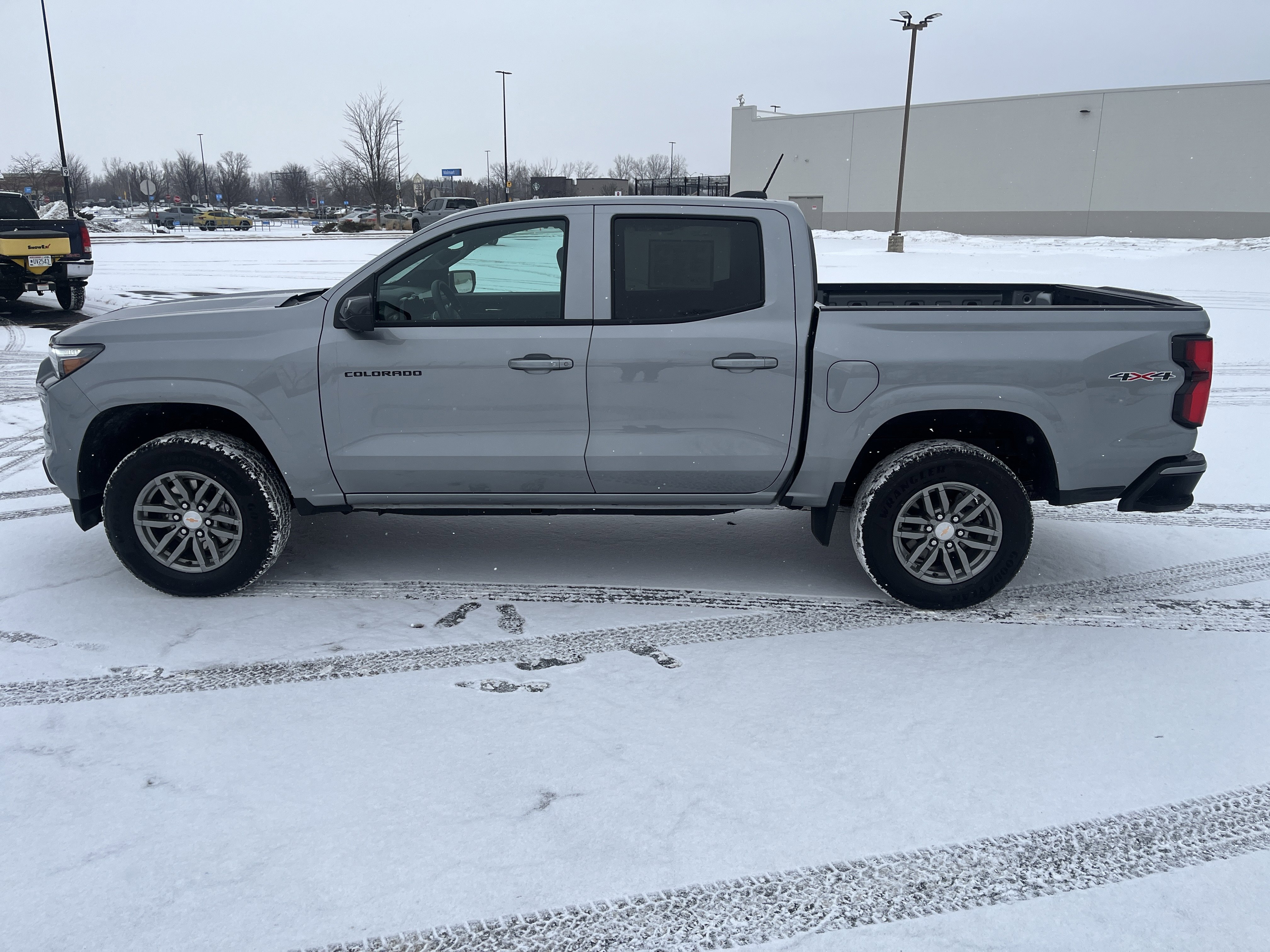 Used 2026 Chevrolet Colorado LT w/ LT Convenience Package image 3