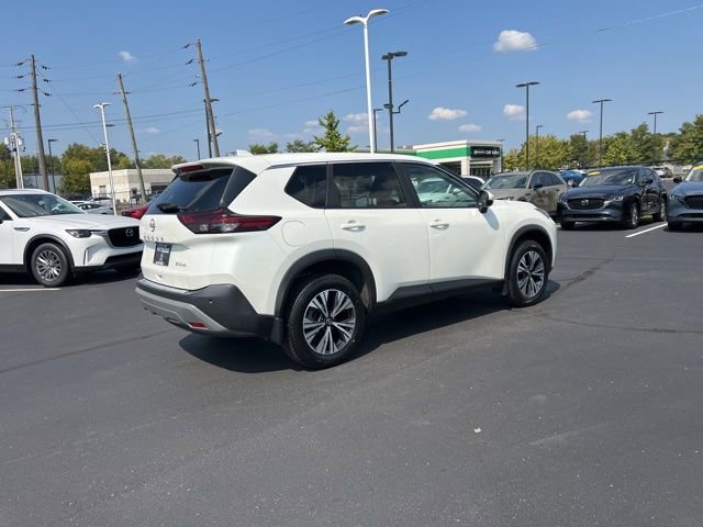 Used 2023 Nissan Rogue SV image 7