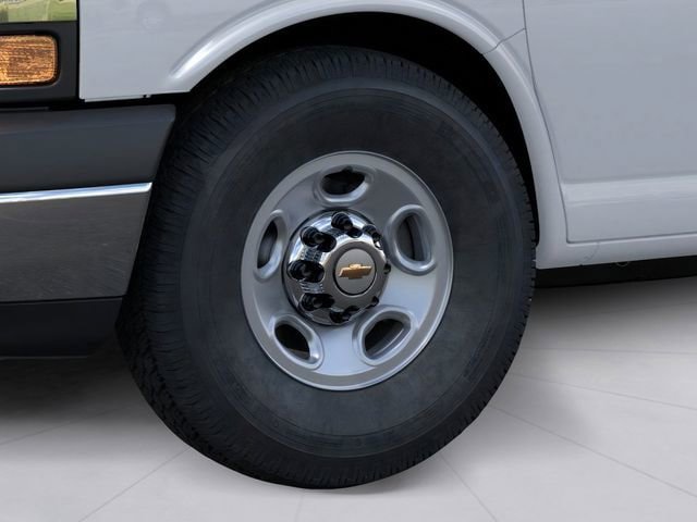 New 2024 Chevrolet Express 2500 RWD image 7