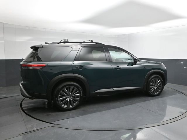 Used 2022 Nissan Pathfinder SL w/ SL Premium Package image 11