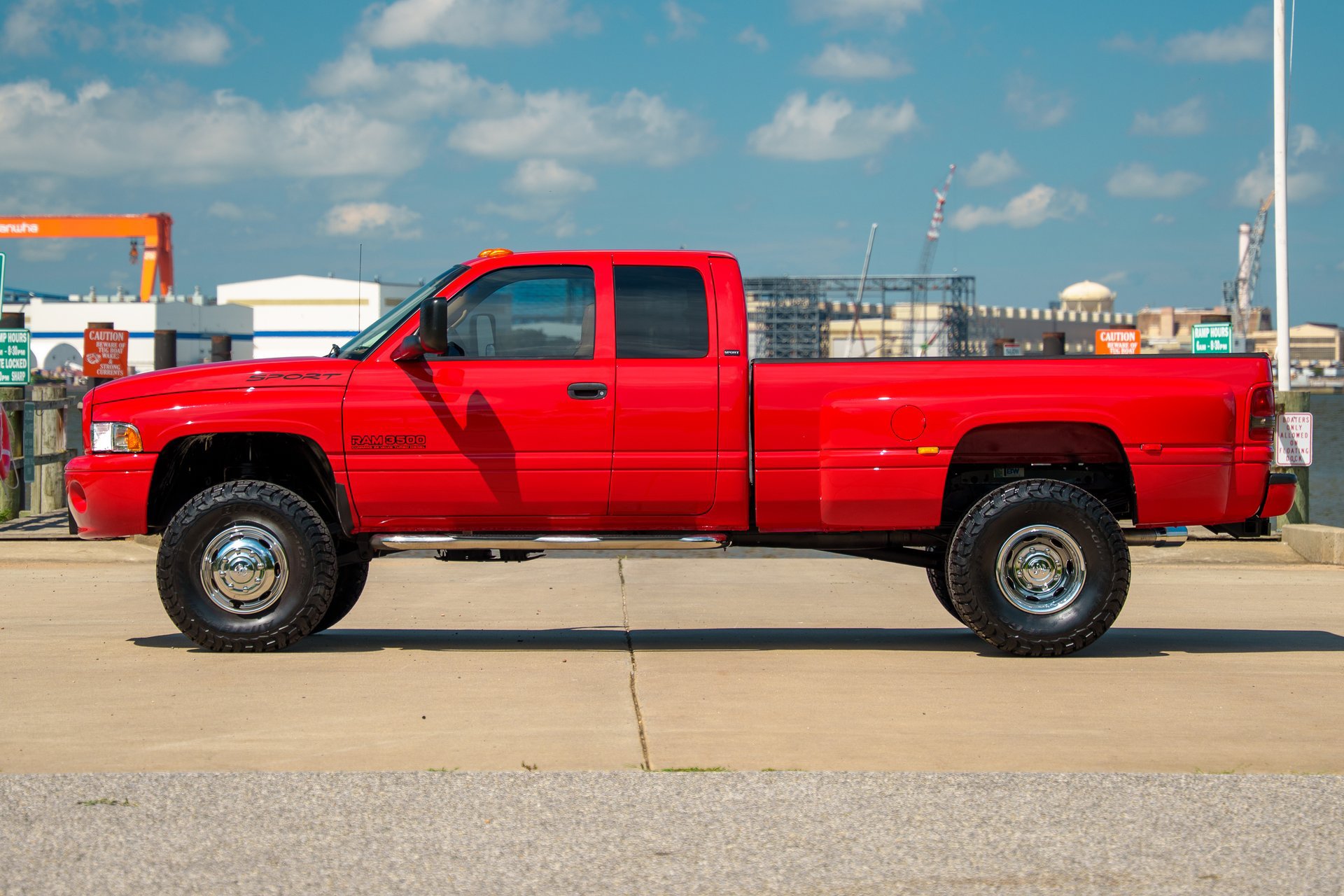 Used 2001 Dodge Ram 3500 Truck 4x4 Quad Cab image 2