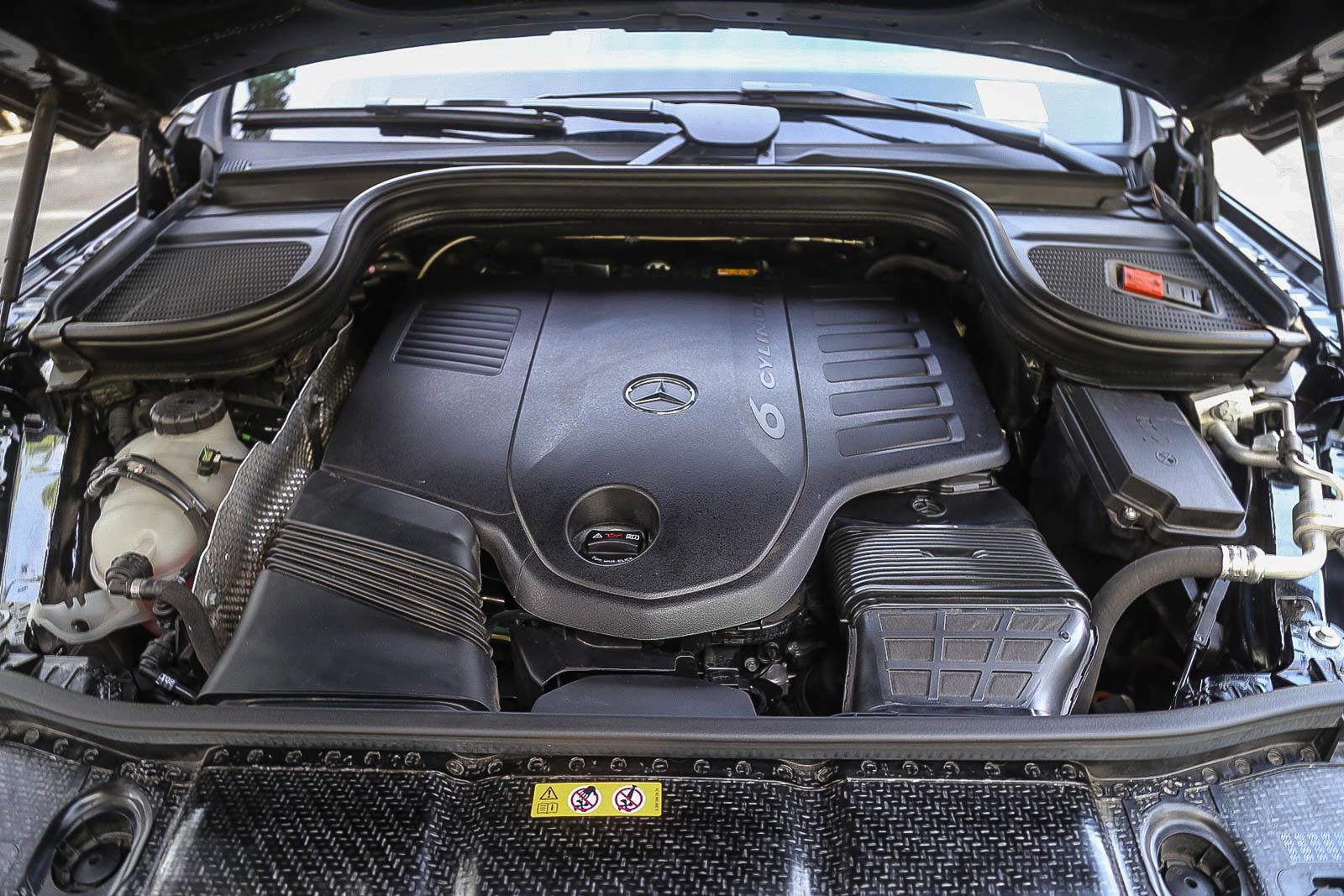 Used 2025 Mercedes-Benz GLS 450 4MATIC image 25
