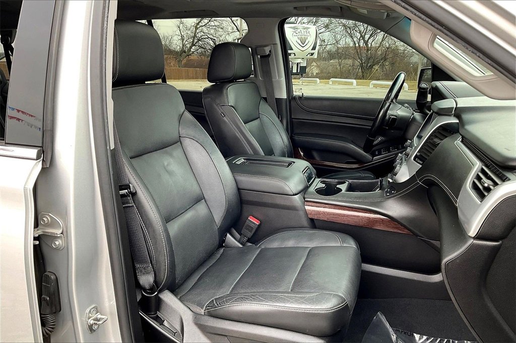 Used 2019 GMC Yukon XL SLT w/ Premium Edition image 7