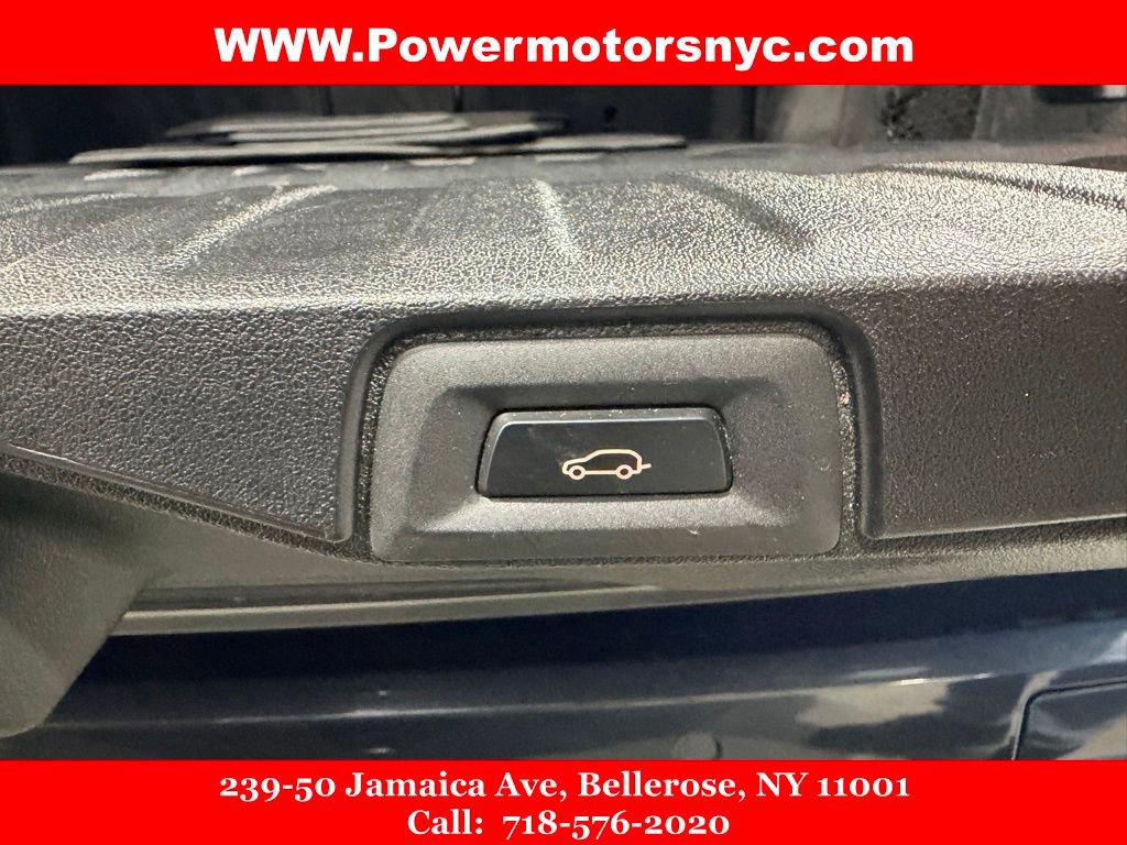 Used 2020 BMW X5 M50i w/ Executive Package image 13