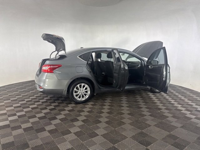 Used 2016 Nissan Sentra SV w/ Style Package image 14