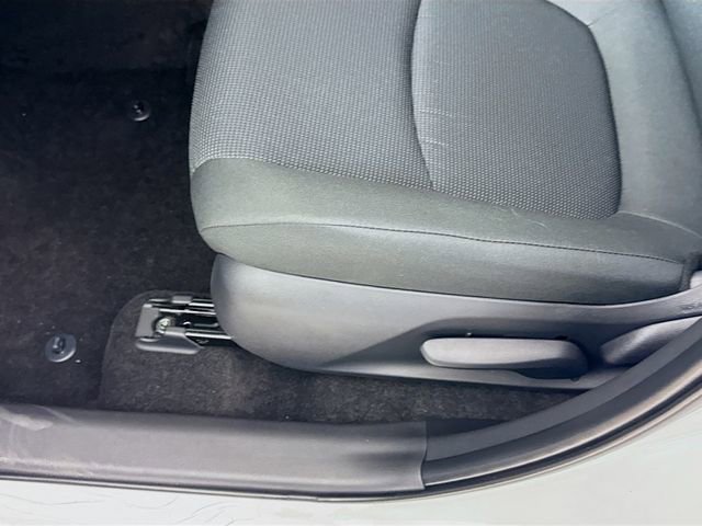 Used 2025 Toyota RAV4 LE image 18