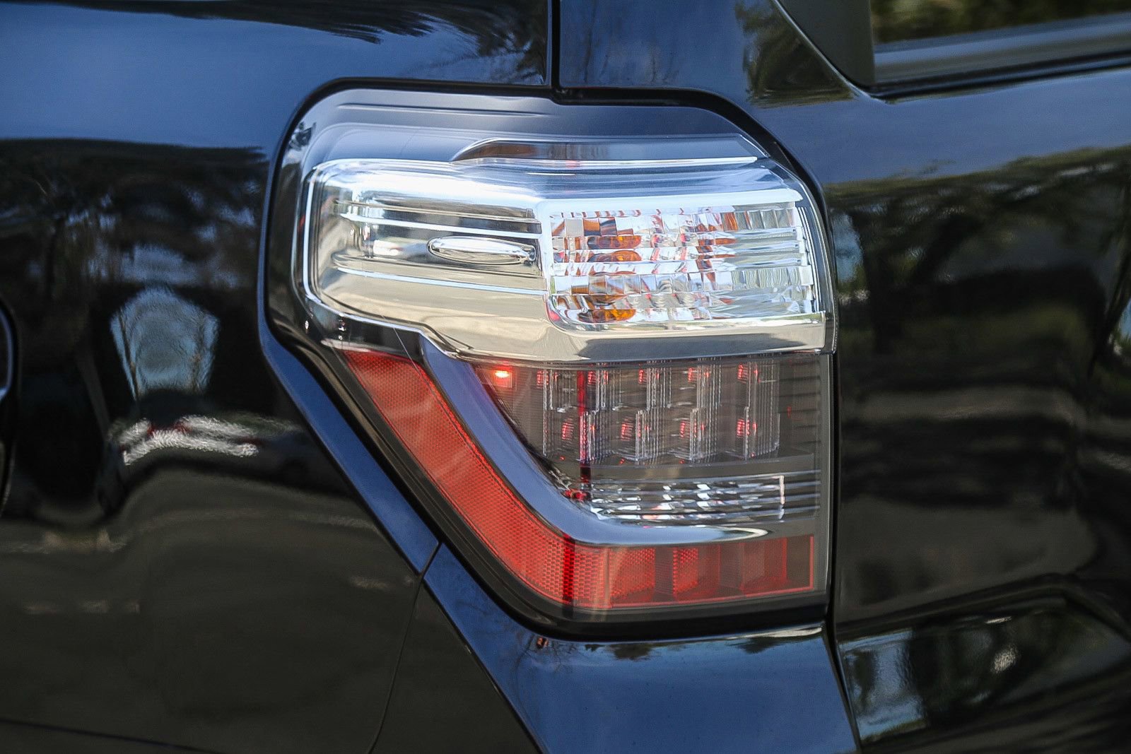 Used 2024 Toyota 4Runner SR5 AWD/4WD image 8