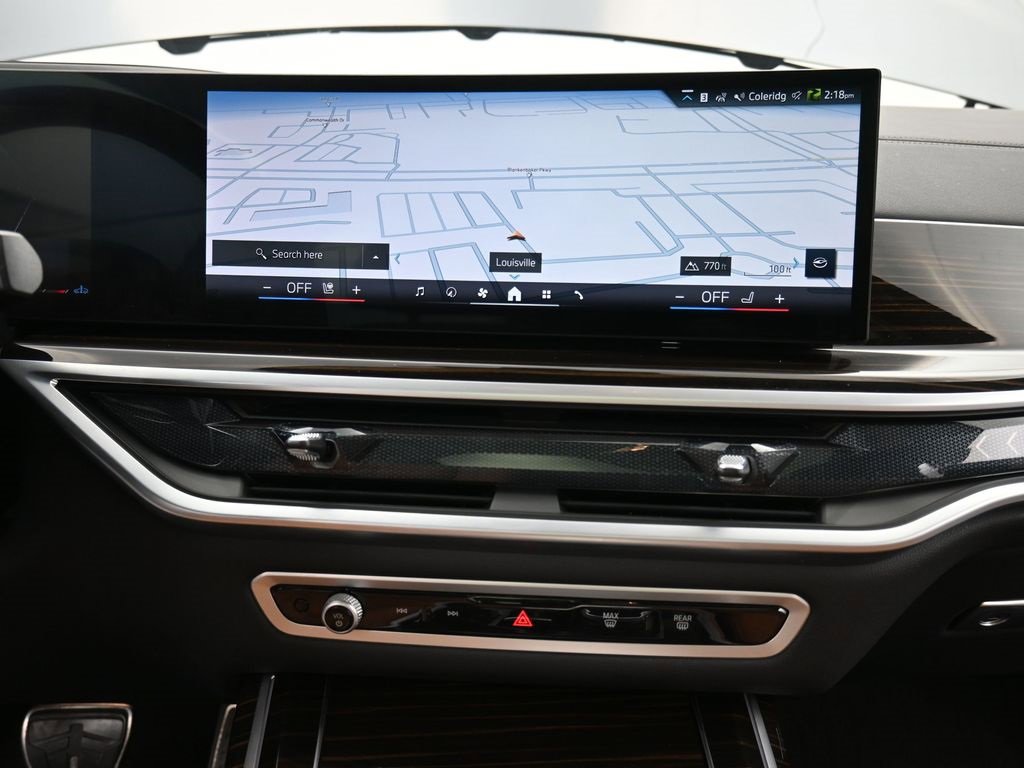 Used 2025 BMW X7 xDrive40i w/ M Sport Package image 13