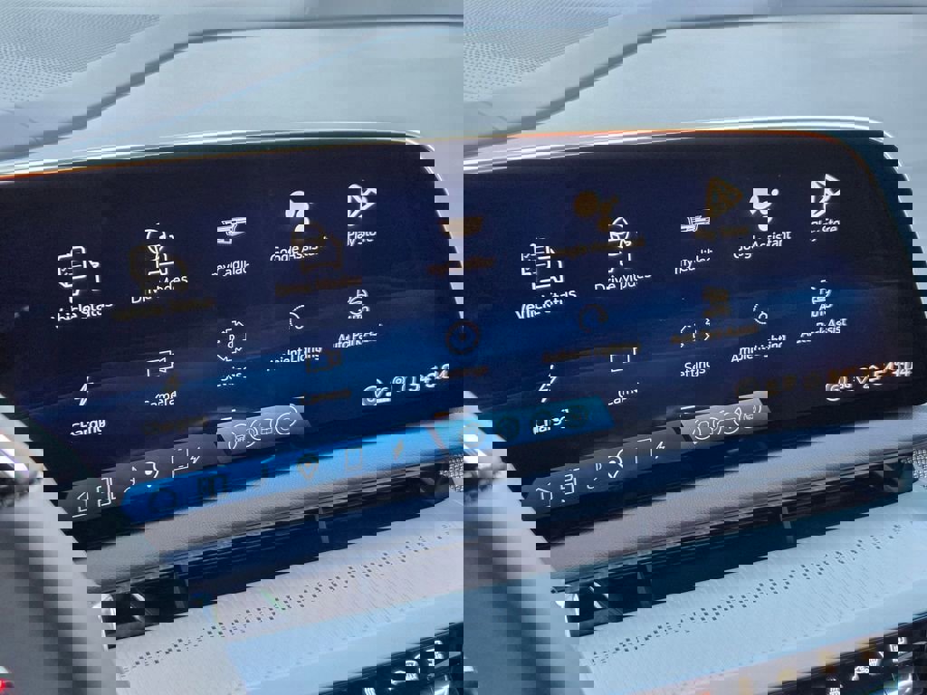 New 2026 Cadillac Optiq Luxury 1 w/ LPO, Floor Liner Package image 17