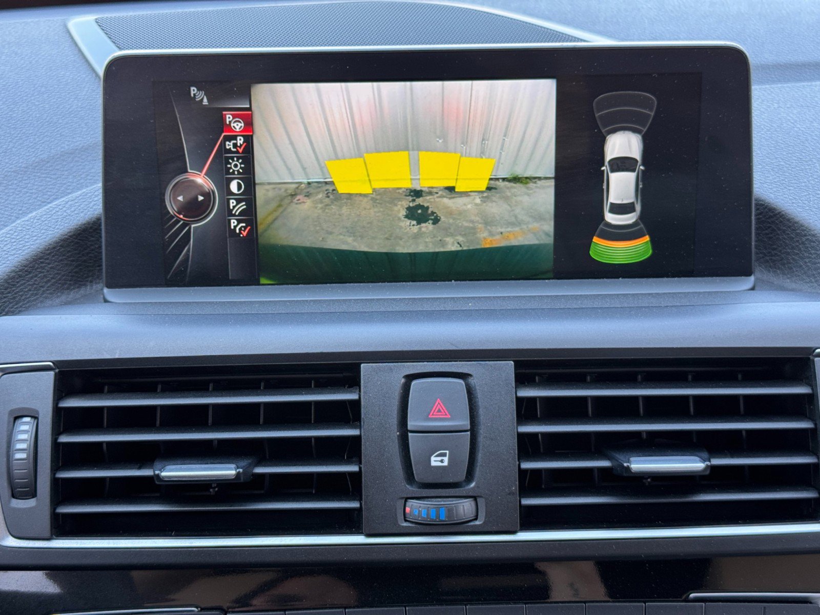 Used 2016 BMW M235i Coupe image 27