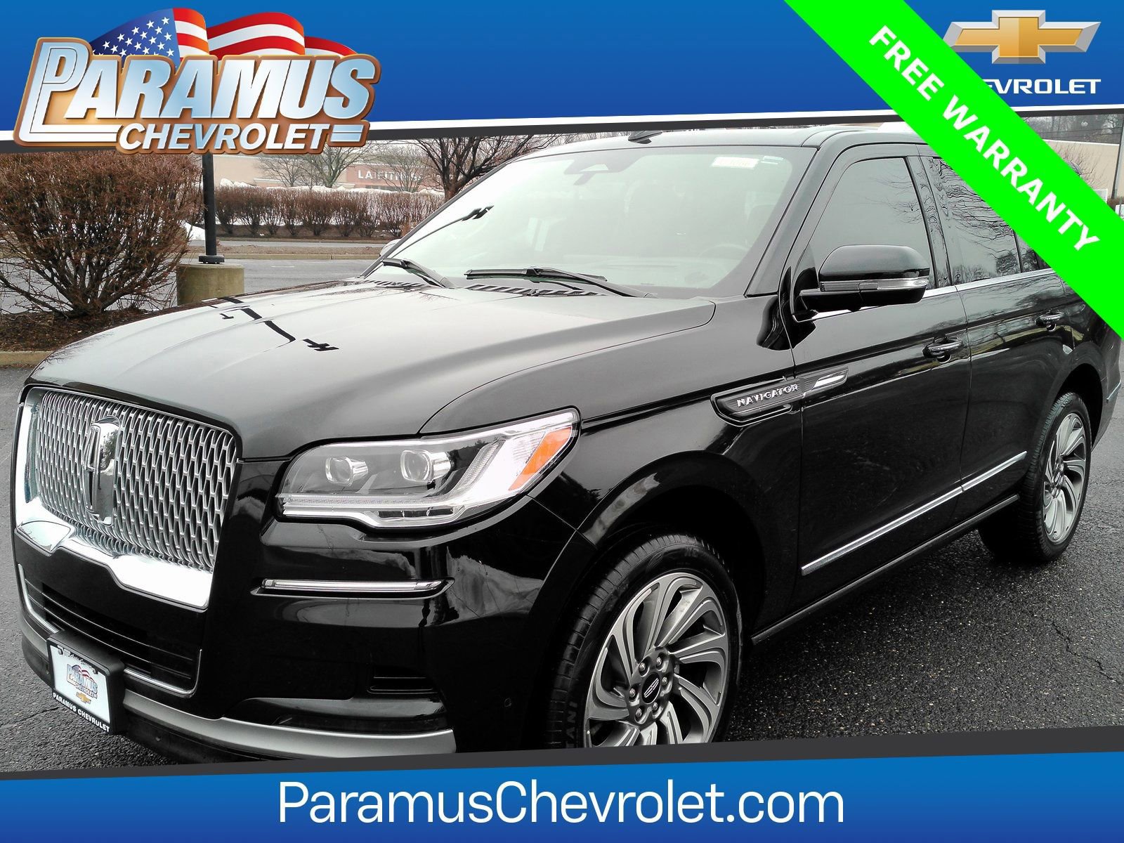 Used 2023 Lincoln Navigator Reserve image 1