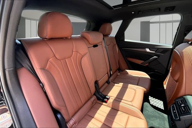Certified 2023 Audi Q5 e Premium Plus w/ Premium Plus Package AWD/4WD image 25