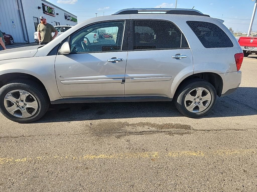 Used 2008 Pontiac Torrent 2WD w/ Preferred Package image 4