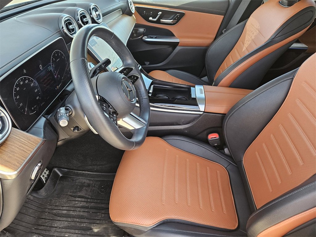 Used 2023 Mercedes-Benz GLC 300 GLC 300 image 9