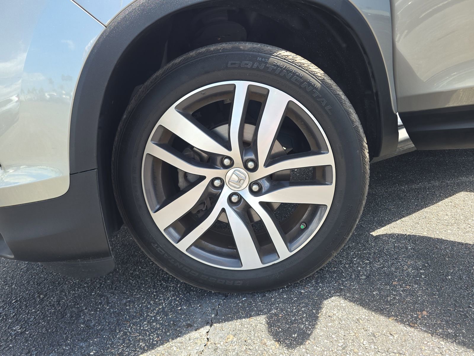 Used 2018 Honda Pilot Touring image 29