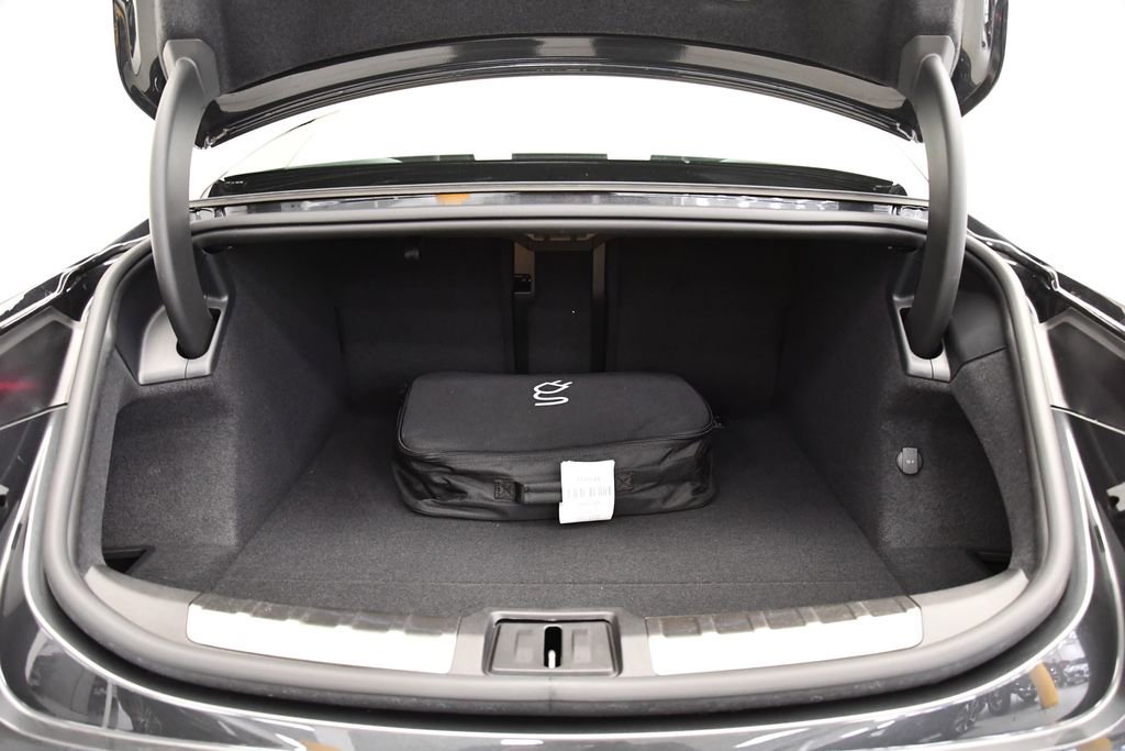 Used 2025 Porsche Taycan image 55