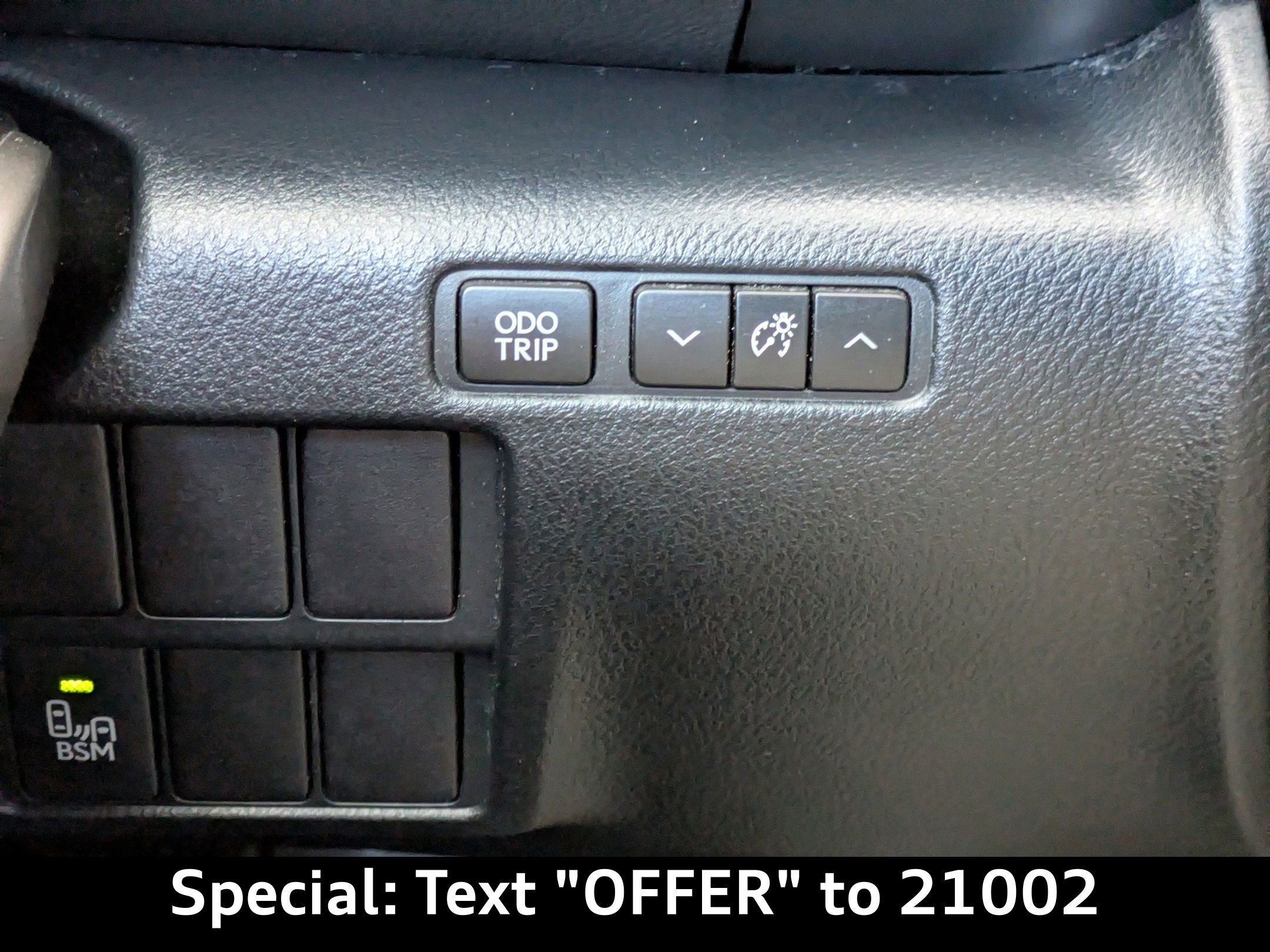 Used 2015 Lexus IS 200t w/ Navigation System Package image 27