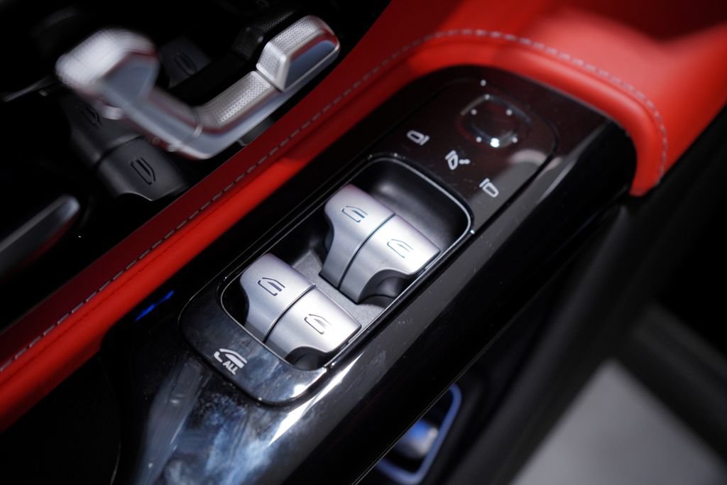 Used 2025 Mercedes-Benz SL 43 AMG image 18