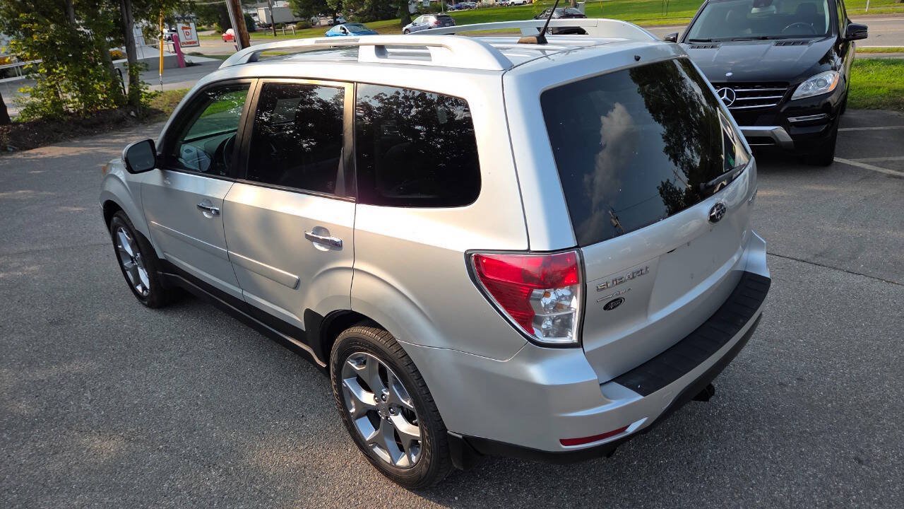 Used 2011 Subaru Forester 2.5X Touring AWD/4WD image 12
