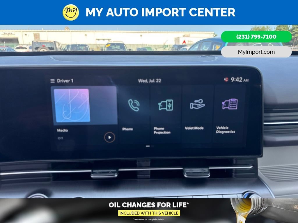 Used 2025 Hyundai Kona SEL AWD/4WD image 21