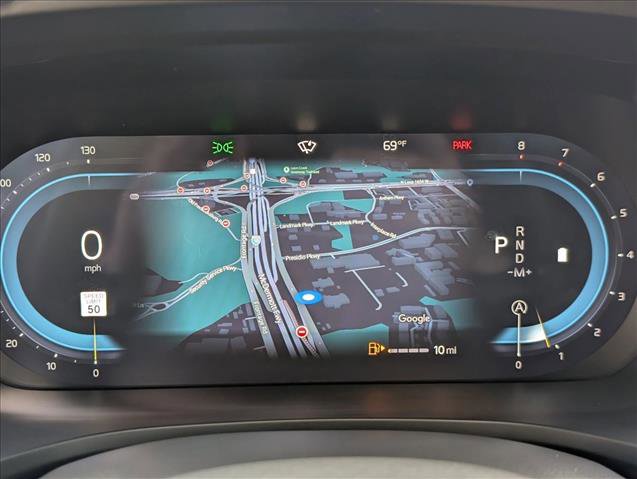 Used 2025 Volvo V60 B5 Cross Country Plus image 11