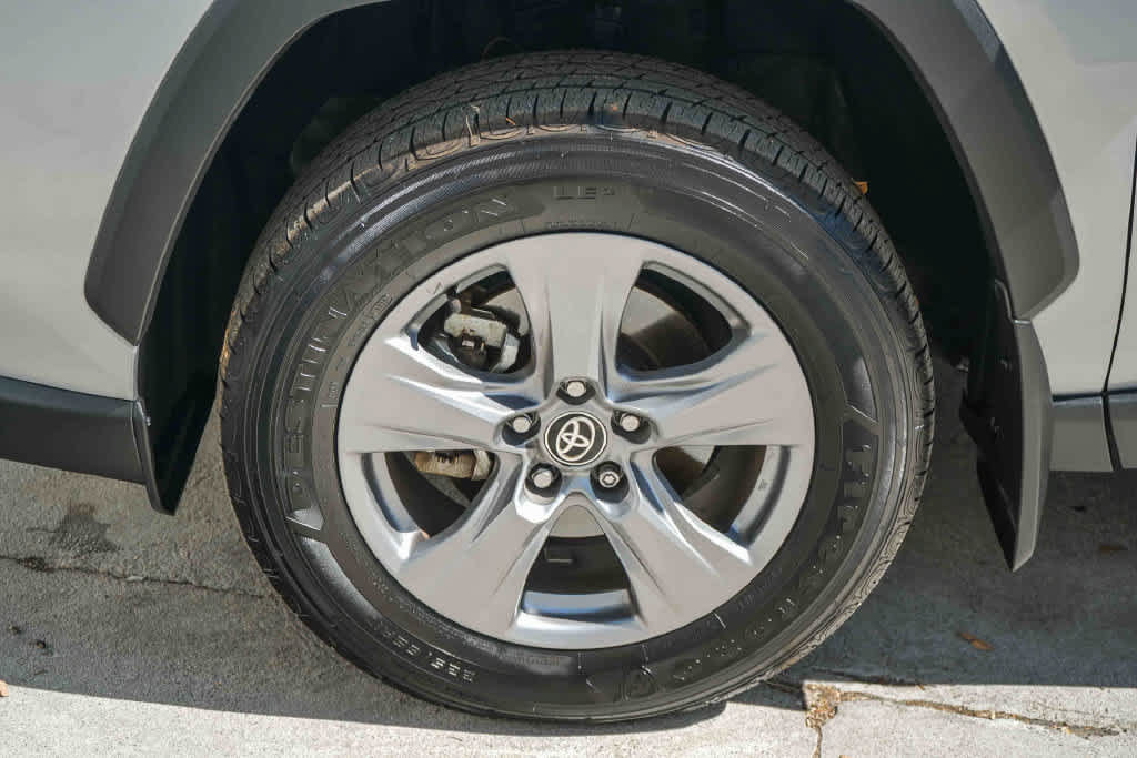 Used 2024 Toyota RAV4 XLE w/ Convenience Package AWD/4WD image 10