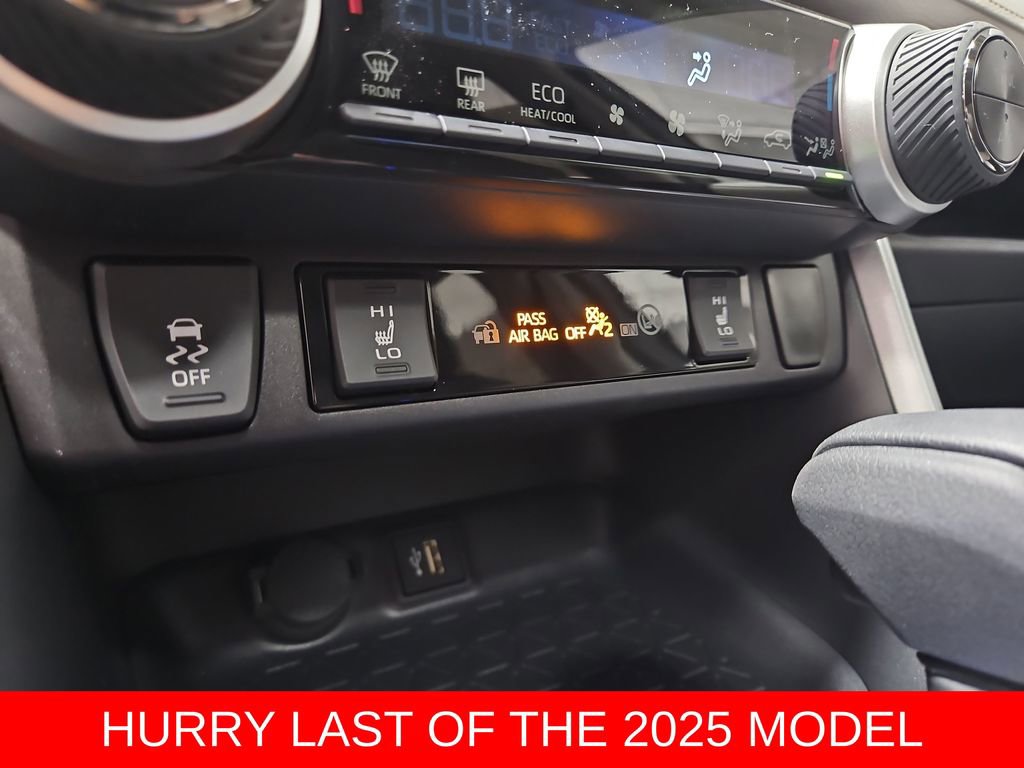 New 2025 Toyota RAV4 XLE image 19