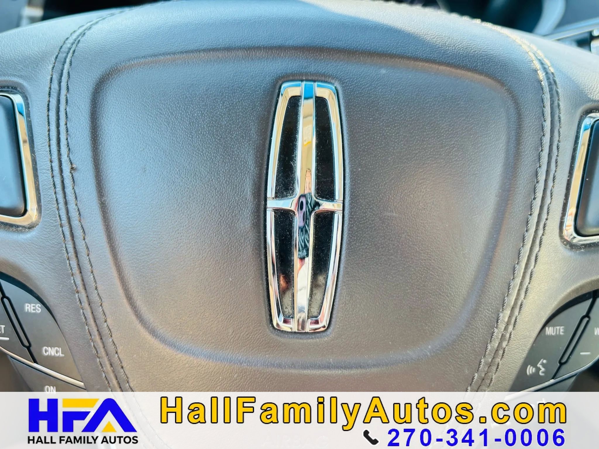 Used 2019 Lincoln MKZ Premiere FWD image 12